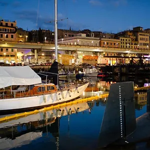 Port View Italia
